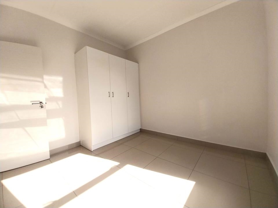 2 Bedroom Property for Sale in Edgemead Western Cape